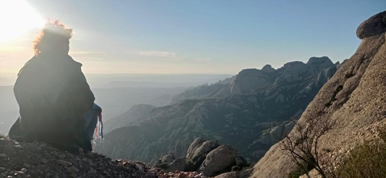 Integración del Sagrado Masculino y Femenino en Montserrat: Un Viaje hacia la Nueva Humanidad